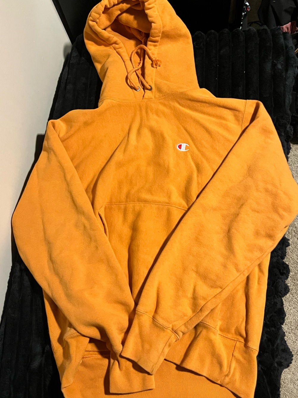 Orange champion hoodie men’s size medium